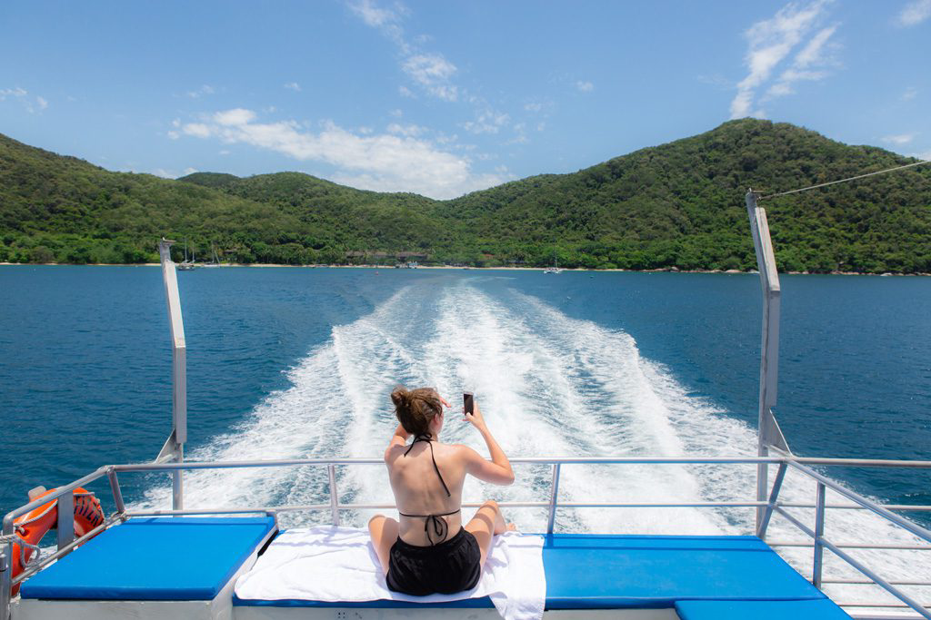 Ethical conservation travel guidance from Oceans 2 Earth Volunteers about 7 Ways Oceans 2 Earth Volunteers Keeps You Safe While Travelling Abroad