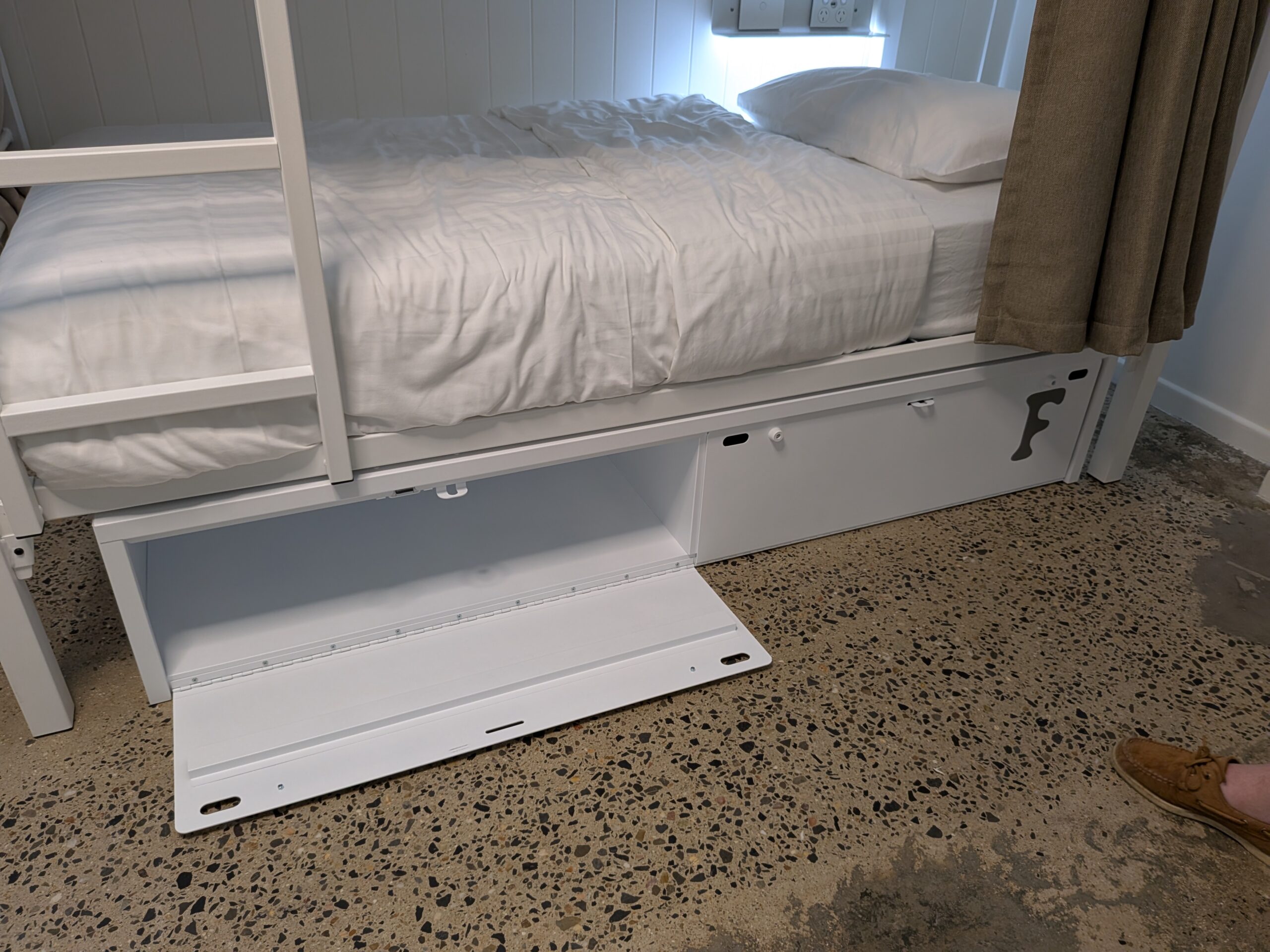 Accommodation & Location
